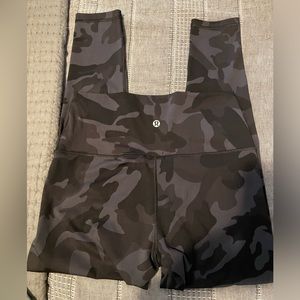 Lululemon Leggings size 10?